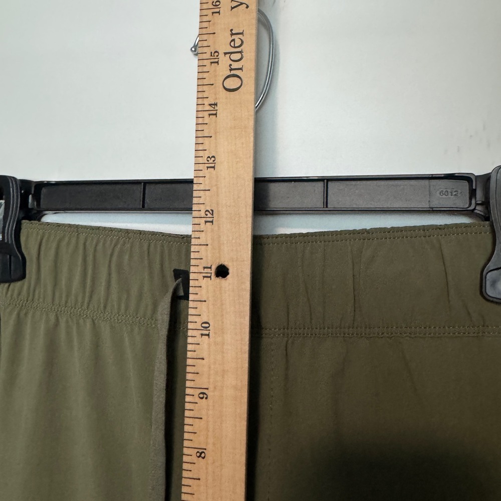Outdoor Research Astro Shorts Mens XXL Green 7" Hiking Athletic Outdoor Stretch - Picture 9 of 10